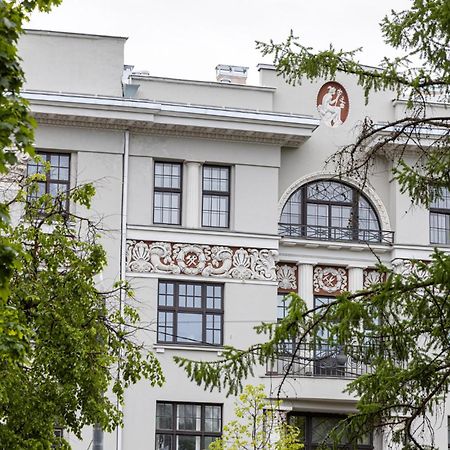 Smart Park View Studio In Heart Of Riga 5 Min To Old Town Exterior photo